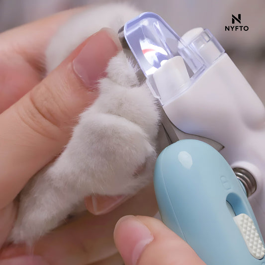 Pet Nail Cutter with LED Light – Safe & Easy Grooming for Dogs & Cats